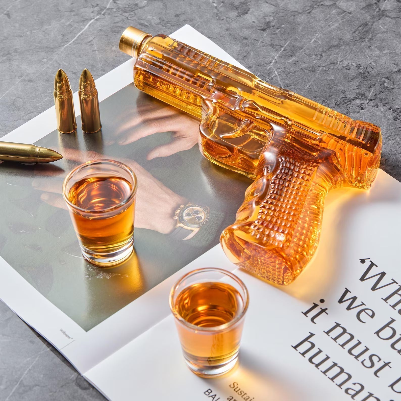 Butelka whisky – Edycja Zestaw z Pistoletem i Szklankami